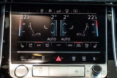 Audi Q8 SQ8 TFSI quattro