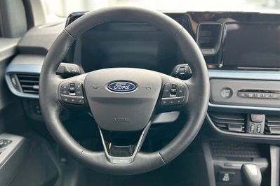 Ford Tourneo Courier Active A7