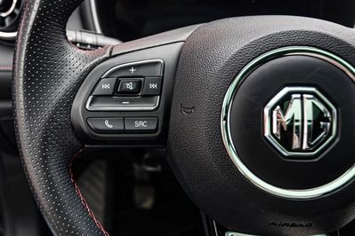 MG HS 1.5 T-GDI Exclusive