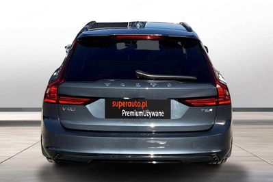 Volvo V90 T6 AWD Plug-In Hybrid Plus Dark