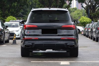 Audi Q7 50 TDI quattro S Line