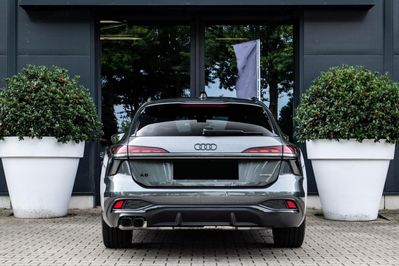 Audi A6 TDI quattro S line Avant