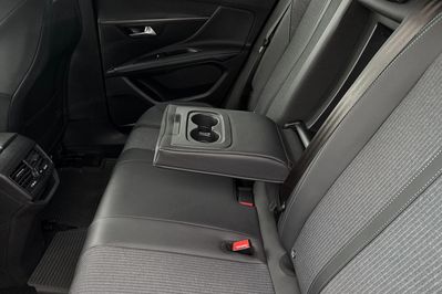 Peugeot 3008 PureTech Allure Pack S&S EAT8