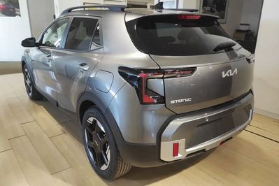Kia Stonic 1.0 T-GDI MHEV DCT Business Line