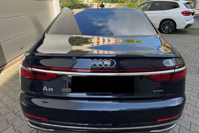 Audi A8 60 TFSI e quattro S line