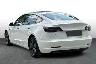 Tesla Model 3 RWD