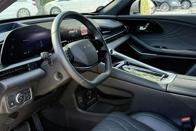Omoda 9 1.5 Super Hybrid Exclusive Awd