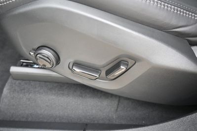 Volvo XC90 T8 AWD Plug-In Hybrid Ultra Dark 7os