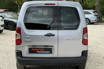 Toyota Proace City Long