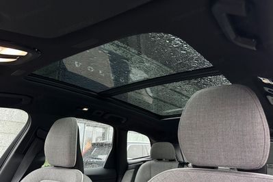 Volvo XC60 T6 Plug-In Hybrid AWD Ultra Dark aut