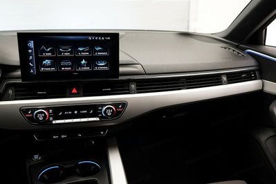 Audi A4 35 TFSI mHEV S tronic