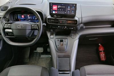 Toyota Proace City Verso Long 1.5 d-4D Family
