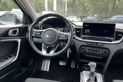 Kia Ceed 1.4 T-GDI L Business Line