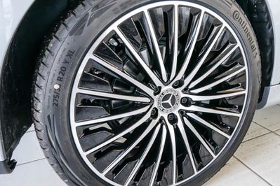 Mercedes Klasa E 220 d 4-Matic AMG