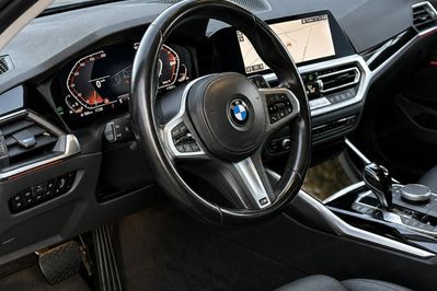 BMW Seria 3 Touring 320i M Sport