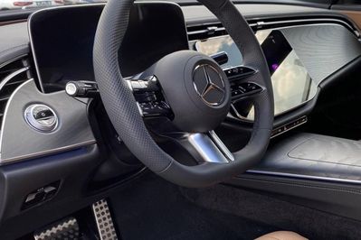 Mercedes Klasa E 200 4-Matic AMG