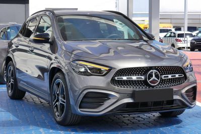 Mercedes GLA 220 4-Matic AMG Line