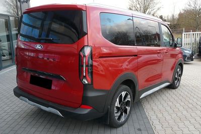 Ford Tourneo Custom 320 L2H1 Active A8