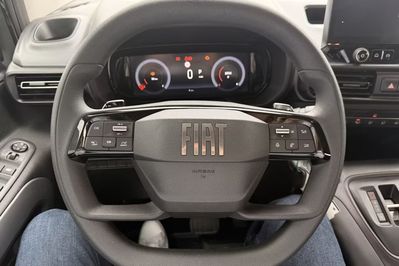 Fiat Fiorino/Qubo Icon 7os. L2H1 aut