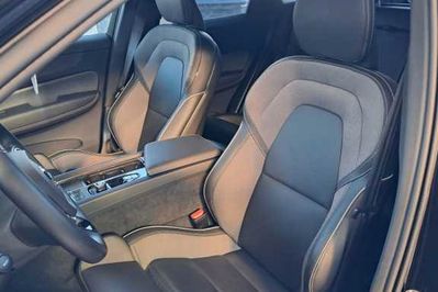 Volvo XC60 T6 Plug-In Hybrid AWD Ultra Black Edition