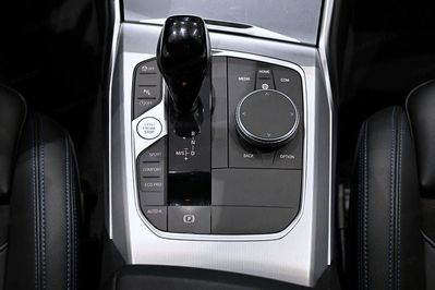 BMW Seria 3 330i aut