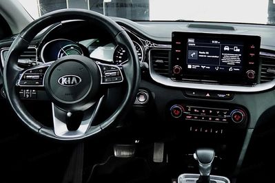 Kia XCeed 1.6 GDI PHEV L Business Line DCT