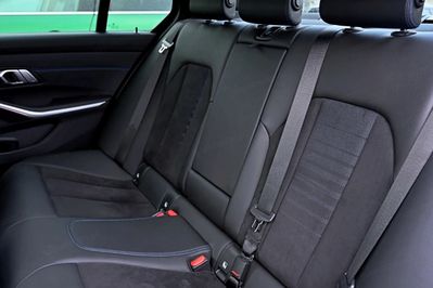 BMW Seria 3 330i xDrive M Sport sport-aut