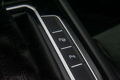 Volkswagen Passat 2.0 TSI Elegance DSG