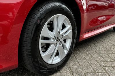 Toyota Yaris Comfort 1.5 Hybrid