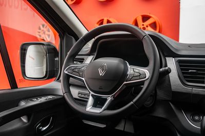 Renault Trafic SpaceClass L1H1 EDC