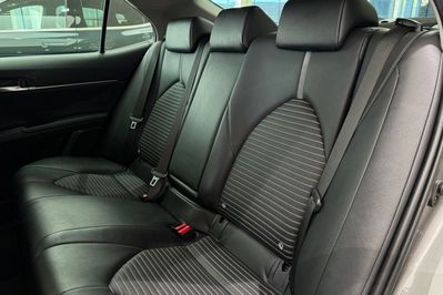 Toyota Camry 2.5 Hybrid Prestige