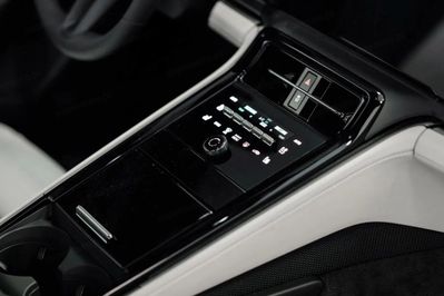 Porsche Panamera 4 E-Hybrid