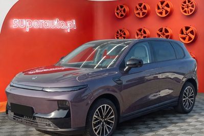 Leapmotor B10 Design Hybrid EV 18,8 kWh