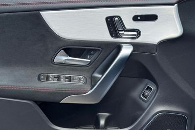 Mercedes CLA 250 4-Matic AMG Line Shooting Brake