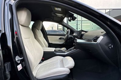BMW Seria 3 Touring 330e xDrive M Sport