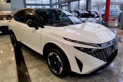 Nissan Qashqai N-Connecta Xtronic 1.3 DIG-T mHEV