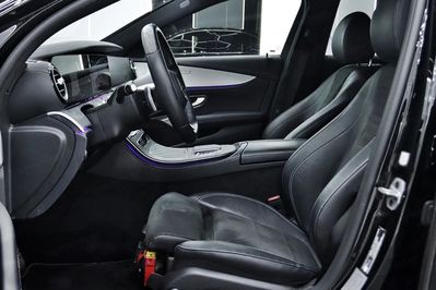 Mercedes Klasa E 220 d 4-Matic 9G-TRONIC