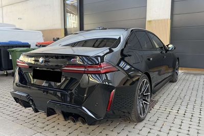 BMW Seria 5 M5