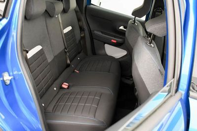Citroen C3 Plus 1.2 mHEV