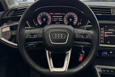Audi Q3 35 TFSI mHEV S-Line S tronic