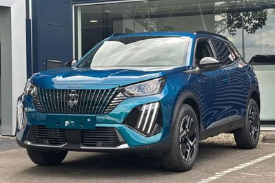 Peugeot 2008 Allure e-DCS 1.2 mHEV