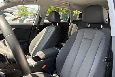 Audi A4 35 TFSI Advanced