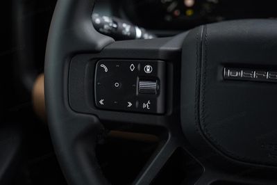 Land Rover Defender 130 3.0 D350 X-Dynamic HSE