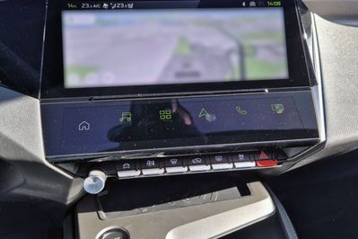 Peugeot 308 GT Exclusive S&S e-DCS6 1.2 mHEV