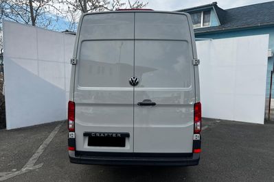 Volkswagen Crafter L4H3 8AT