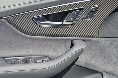 Audi Q7 55 TFSI e quattro S Line