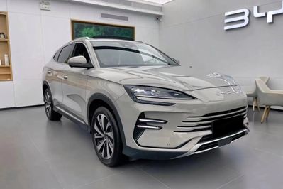 BYD Seal U DM-i  Design AWD