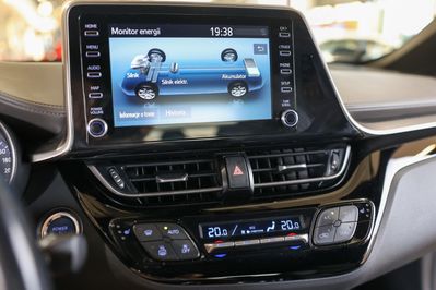 Toyota C-HR 1.8 Hybrid Executive