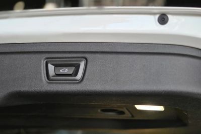 BMW Seria 3 330i xDrive aut