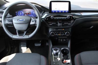 Ford Kuga 2.5 FHEV FWD ST-Line